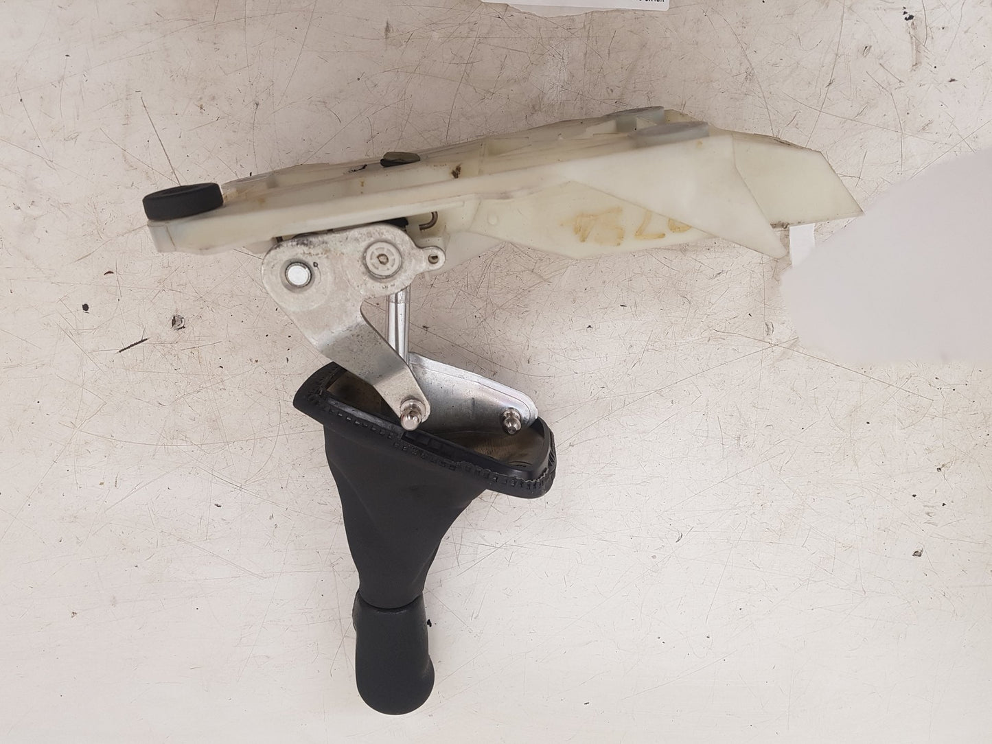 2006 - 2012 Volvo C30  Hatchback GEAR STICK 31280762