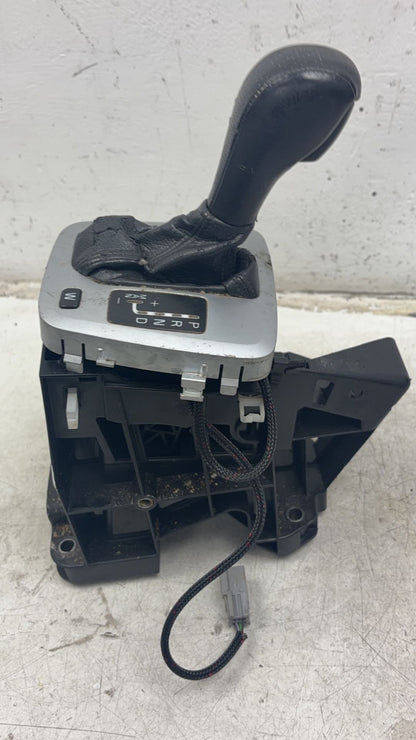 2007 - 2014 Volvo XC90  Estate GEAR STICK WITH CABLES 30776531