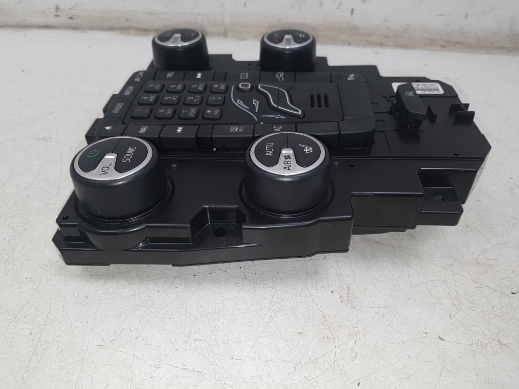 2014 Volvo V40  Hatchback HEATER & RADIO CONTROL PANNEL 31288103