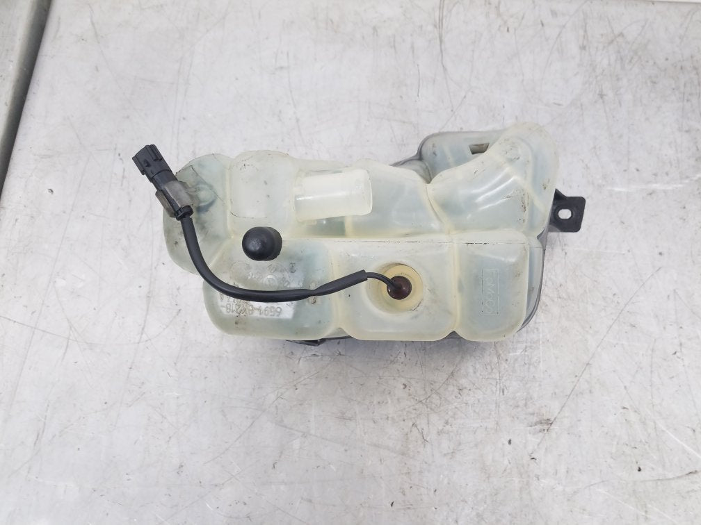 2009 - 2013 Volvo XC60  Estate Radiator Pressure Bottle 31200320