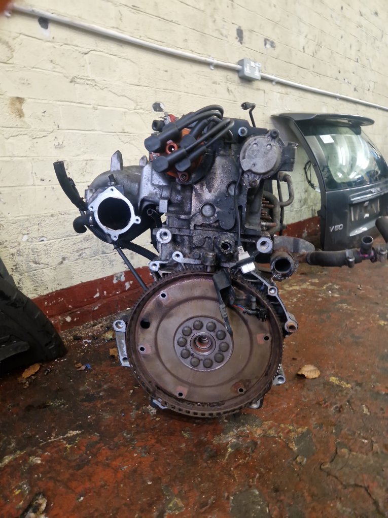1992 - 1997 Volvo 850  Estate Engine B5252
