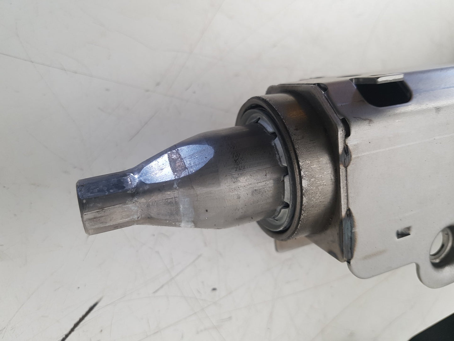 2015 - 2019 Volvo V40 Cross Country  Hatchback Steering Column 31429463