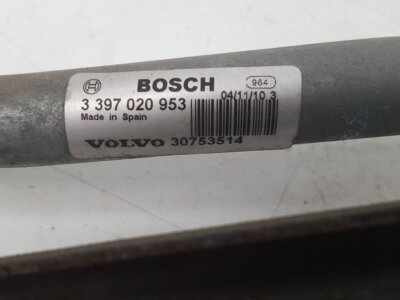 2009 - 2013 Volvo XC60  Estate WIPER MOTOR (FRONT) & LINKAGE 339702095