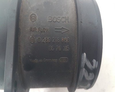 2004 - 2007 Volvo XC70  Estate Air Flow Meter 8670115