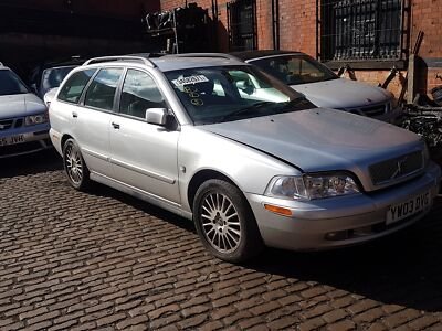 1999 - 2004 Volvo V40  Estate Right Front Drive Axle 8251757