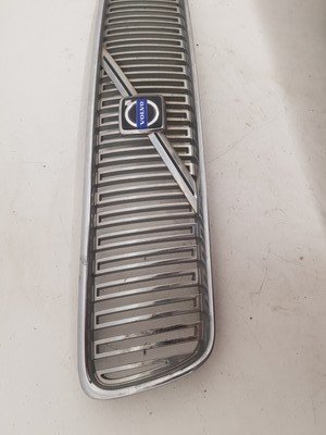 2006 - 2010 Volvo V50  Estate FRONT GRILL 8678556
