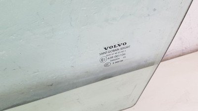 2003 - 2007 Volvo V70  Estate Left Front Door Window