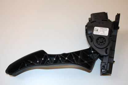 2010 - 2014 Volvo S60 II 134 Saloon Accelerator Pedal 31329059