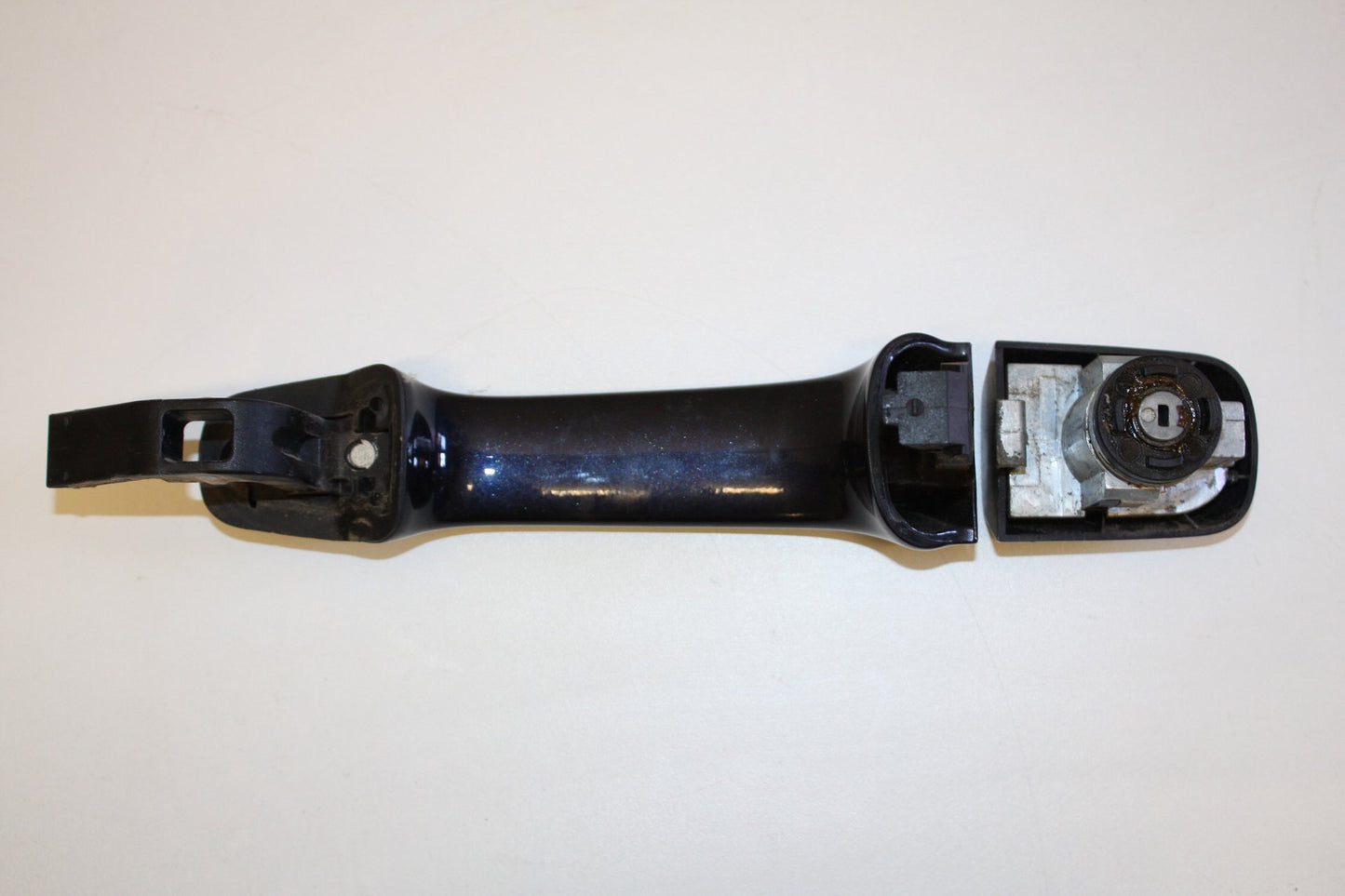 2007 - 2014 Volvo V70   DOOR HANDLE - EXTERIOR (FRONT DRIVER SIDE) 30753785