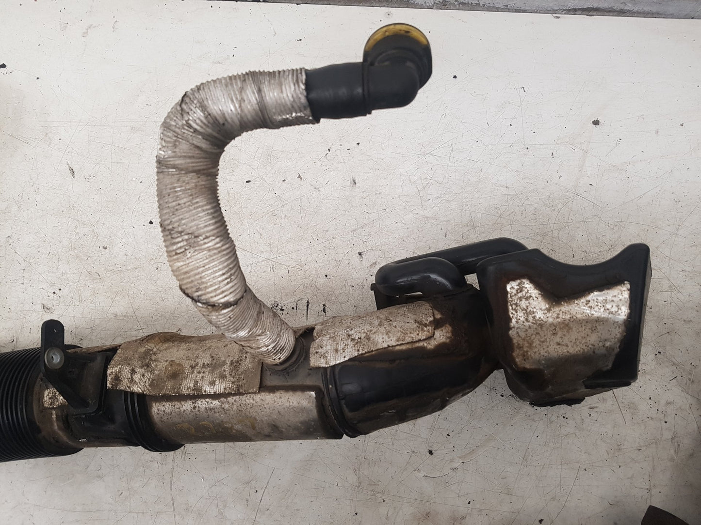 2004 - 2010 Volvo V50   Estate Air Resonator 3M51-9A673H
