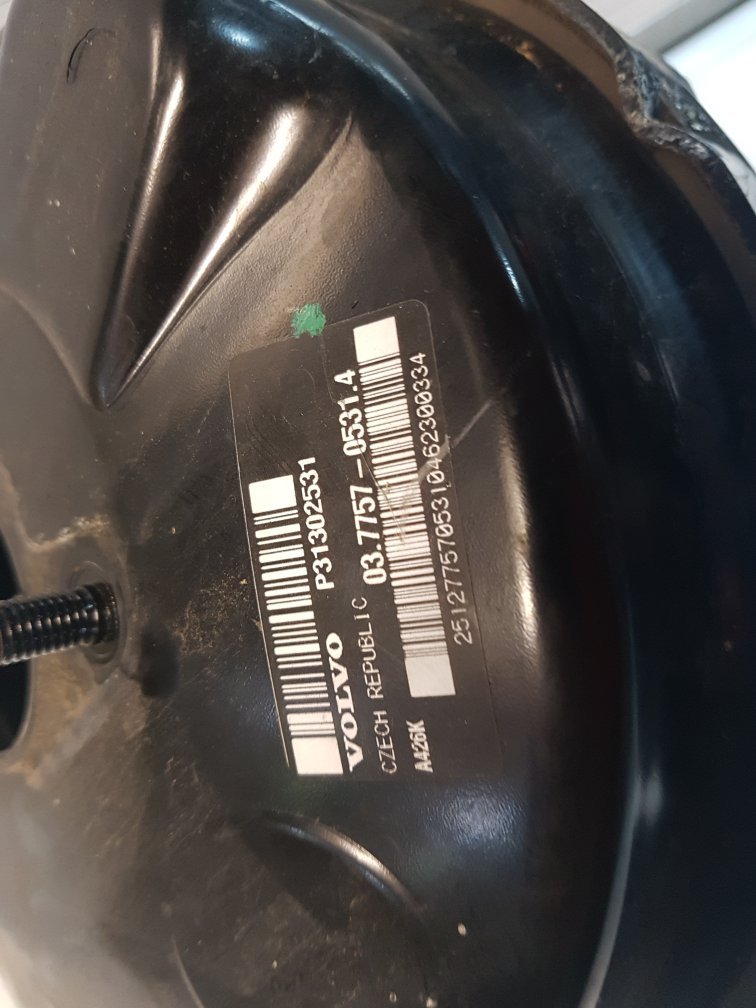 2008 - 2017 Volvo XC60  Estate Brake Booster 31302531