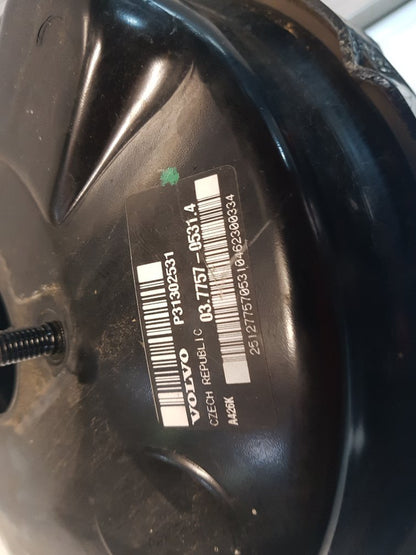 2008 - 2017 Volvo XC60  Estate Brake Booster 31302531