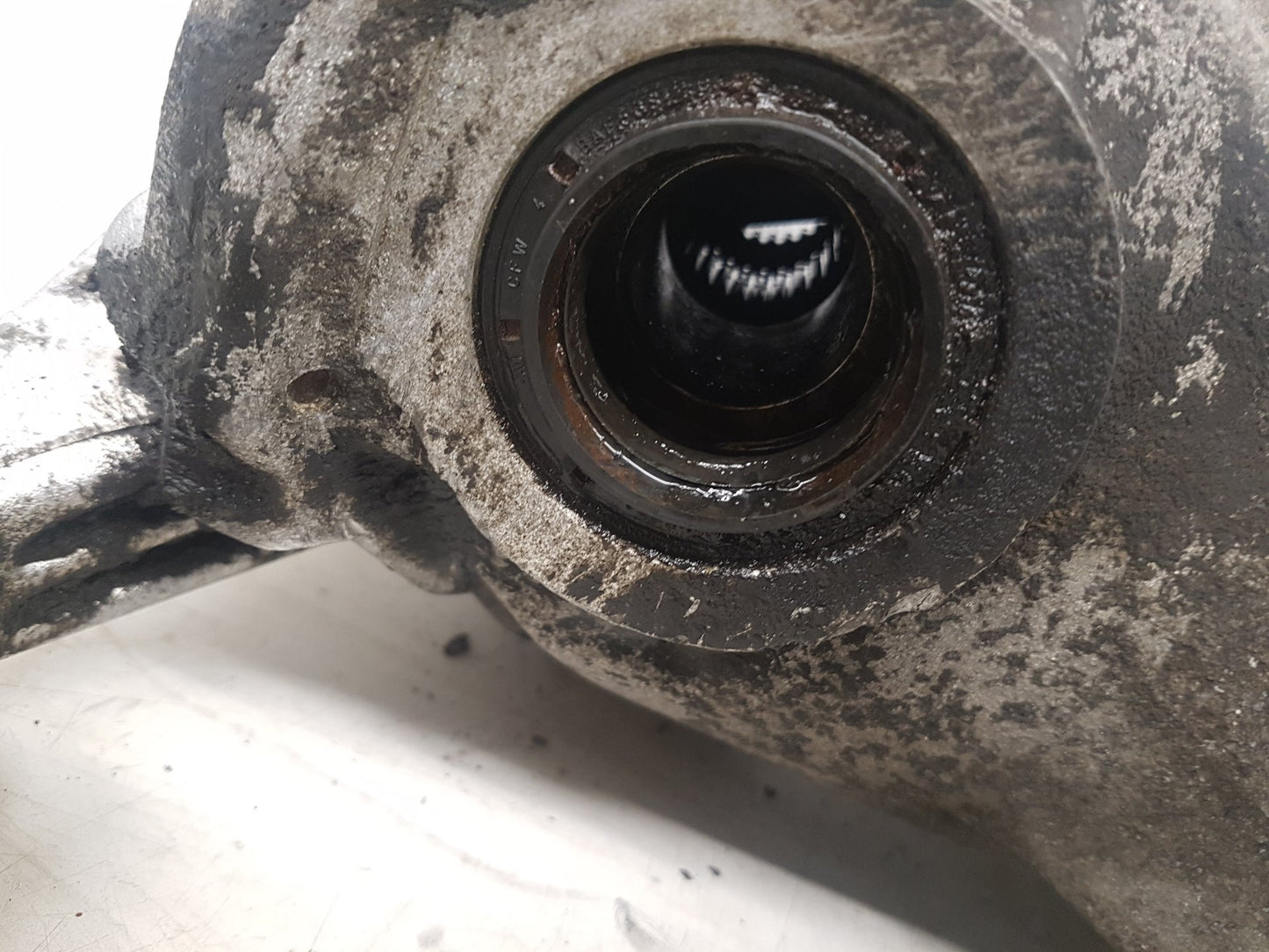 2005 - 2007 Volvo XC70  Estate Rear Differential Assembly 6510002200