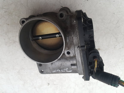 2007 Volvo C70  Convertible Throttle Body 30711551