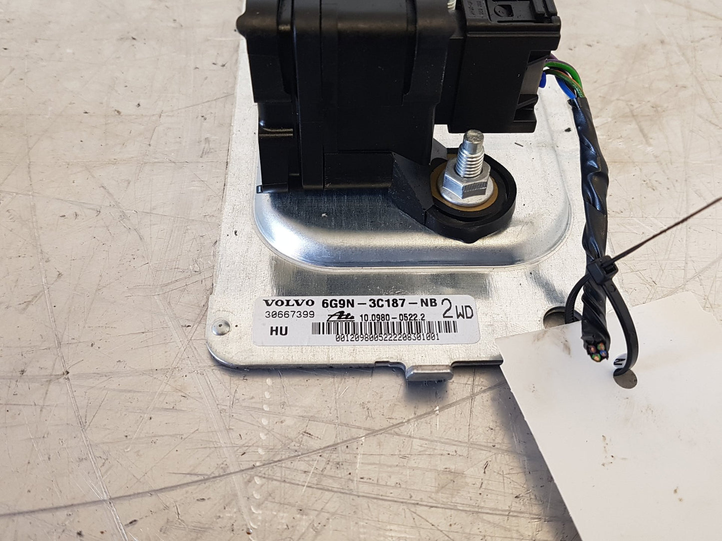 2007 - 2016 Volvo V70   YAW SENSOR 6G9N-14B296-CB