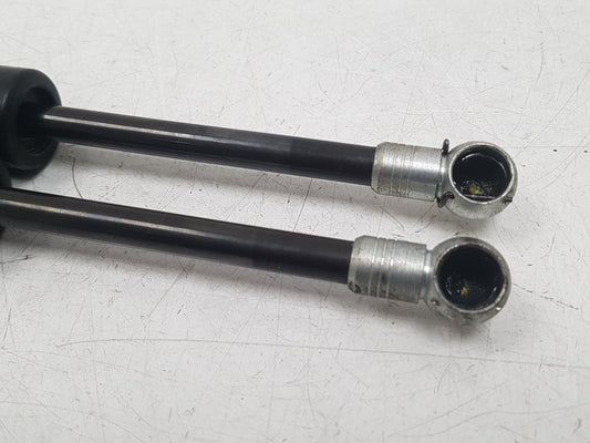 2005 - 2008 Volvo V70  Estate TAILGATE STRUTS (PAIR) 30674494