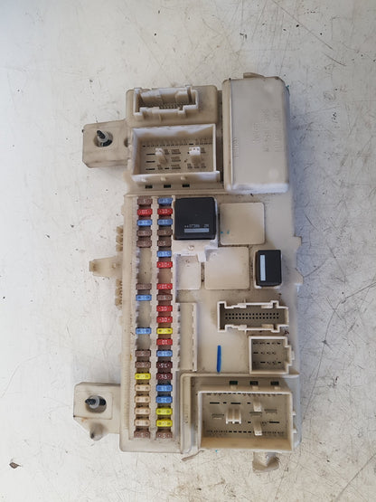 2007 - 2012 Volvo C30 533 Hatchback CENTRAL ELECTRONIC MODULE (CEM) 31254903
