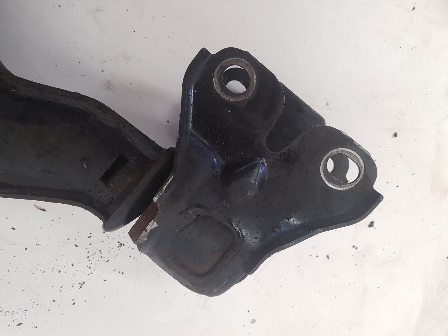 2010 - 2012 Saab 9-5  Saloon Left Front Lower Control Arm