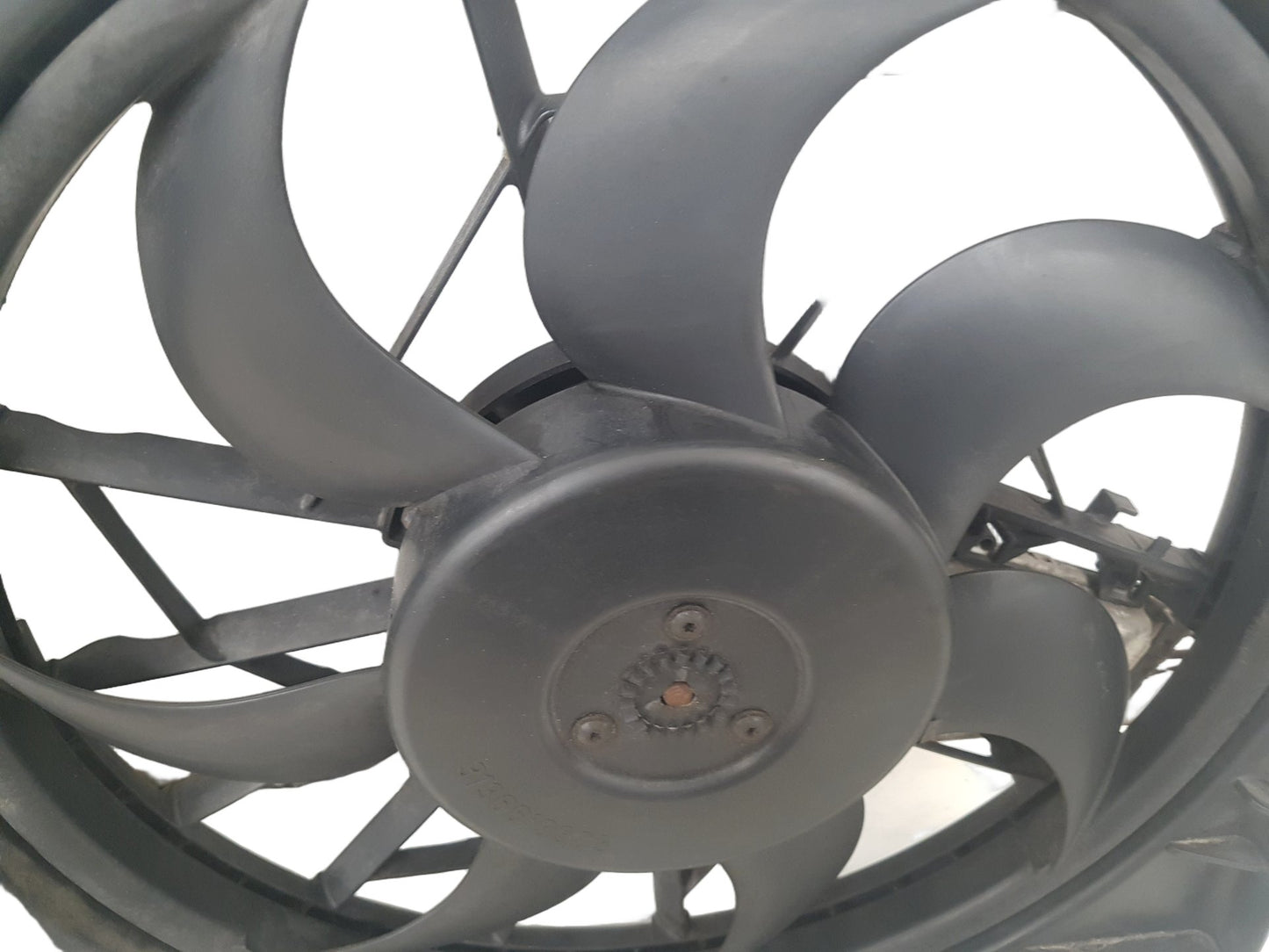 2006-2013 Volvo C70 V50 Radiator Fan & Cowling Assembly 3M5H8C607UH