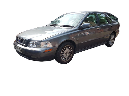 2001-2003 Volvo S40 Saloon BREAKING FOR SPARES
