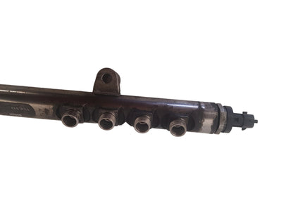 2009-2017 Volvo V60 XC60 C70 2.4 D5 Fuel Rail & Sensor 0445215025 30777759