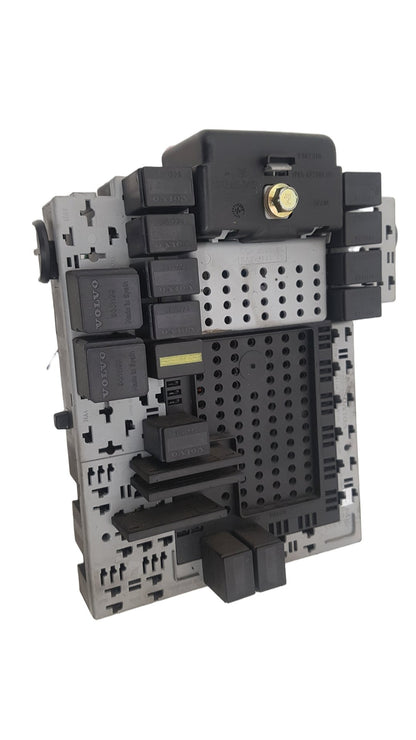 2000 - 2007 Volvo V70 II 285 Estate Interior Fuse Box 8688562