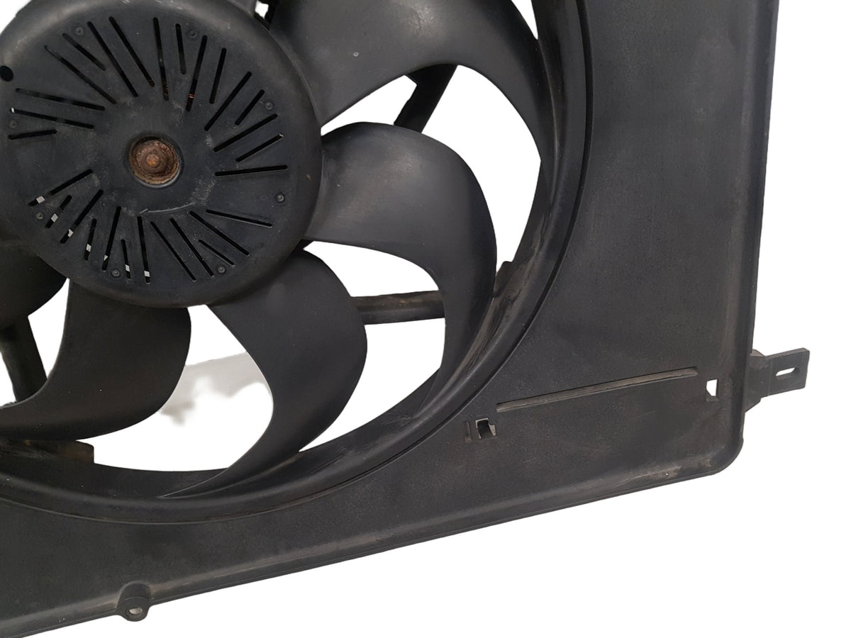 2008-2016 Volvo V60 V70 Radiator Fan & Cowling 31305135
