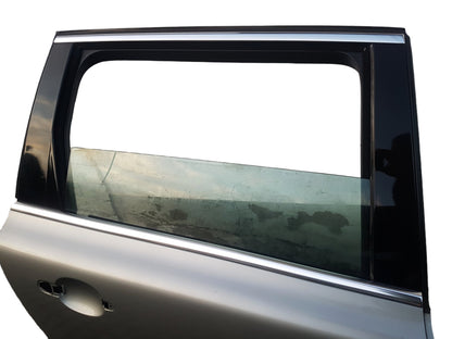 2008-2011 Volvo V70 Rear Driver Side Bare Door 471 Willow Green Pearl 32228897