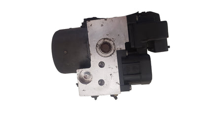 2001 Volvo S40  Saloon ABS Pump 30857585