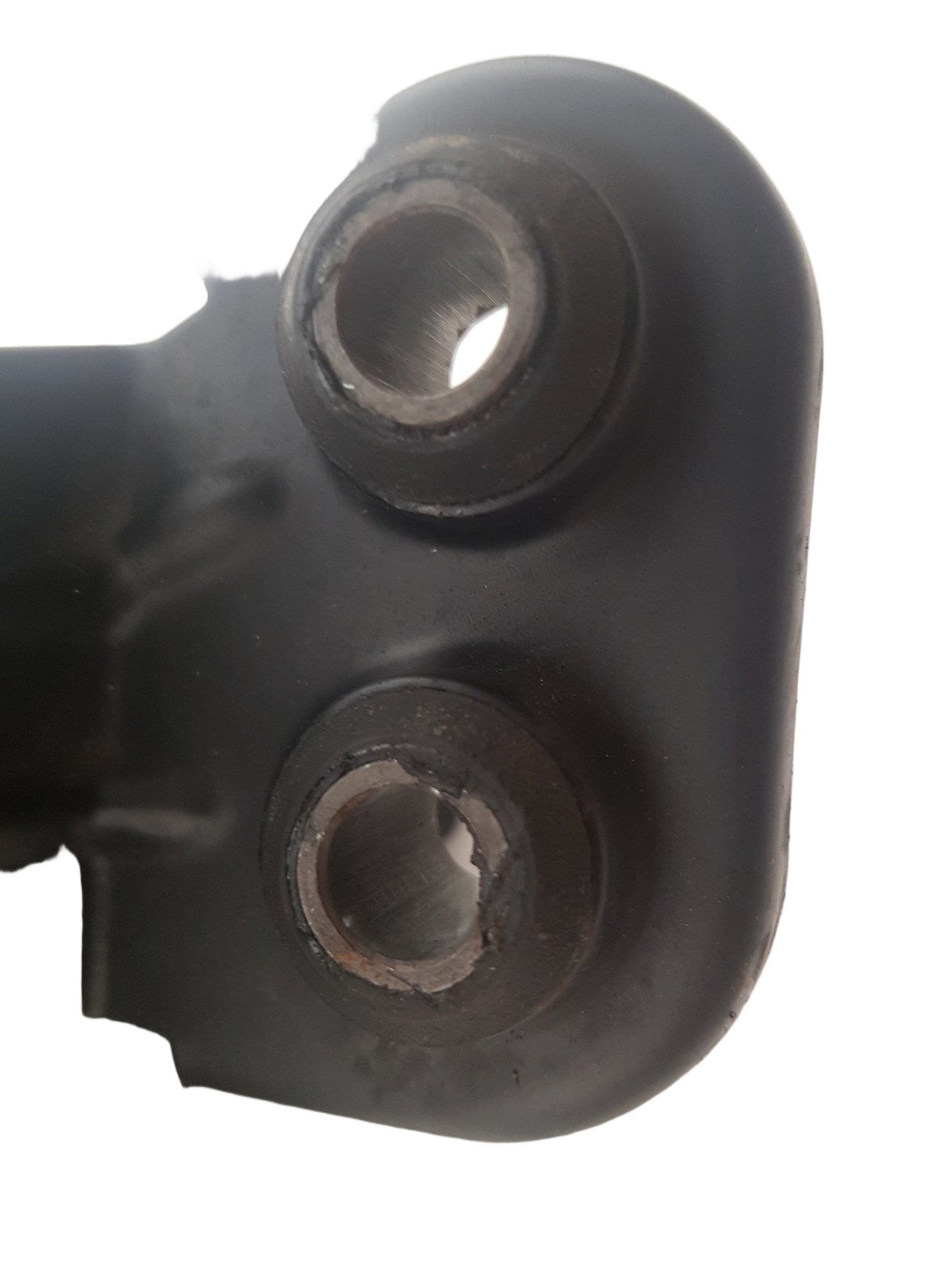 2001 - 2004 Volvo V40  Estate BRAKE FLUID RESERVOIR AND MASTER CYLINDER 8602362