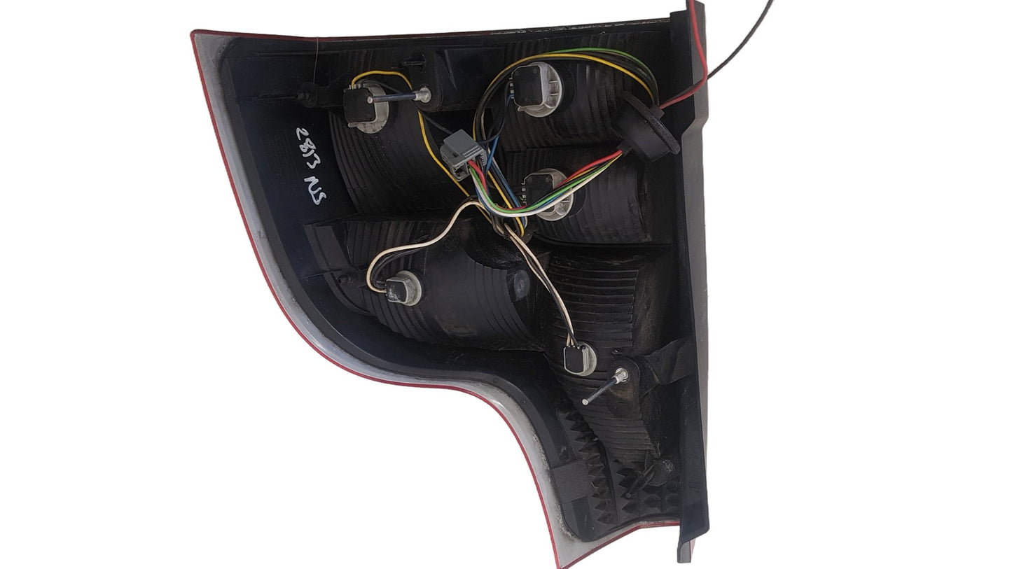 2005 - 2012 Volvo XC90  Estate Left Rear Light