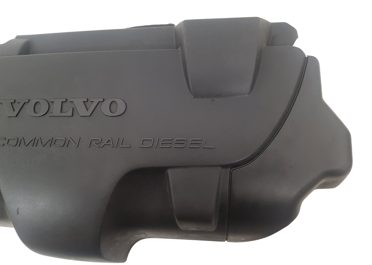2002-2005 Volvo V70 S60 XC90 2.4 D5 Engine Cover 8653495