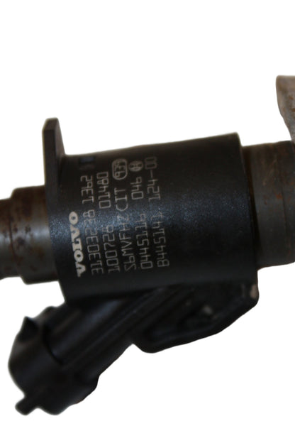 2010-2015 Volvo V60 V70 S80 S60 C30 Fuel Injector 31303238 0445116046