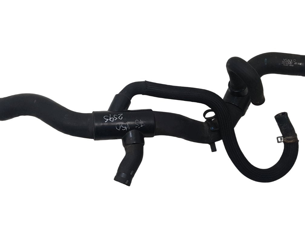 2004 - 2007 Volvo V50  Estate RADIATOR HOSE 30723082