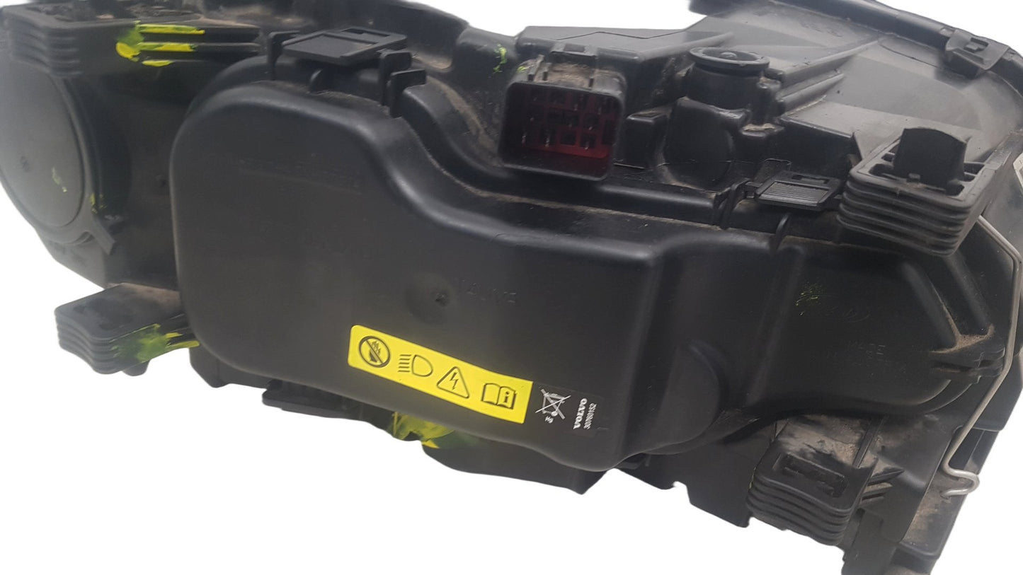 2008 - 2014 Volvo V70 III 135 Estate Left Headlight 31283917