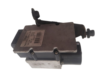 2001 - 2004 Volvo V40  Estate BRAKE FLUID RESERVOIR AND MASTER CYLINDER 8602362