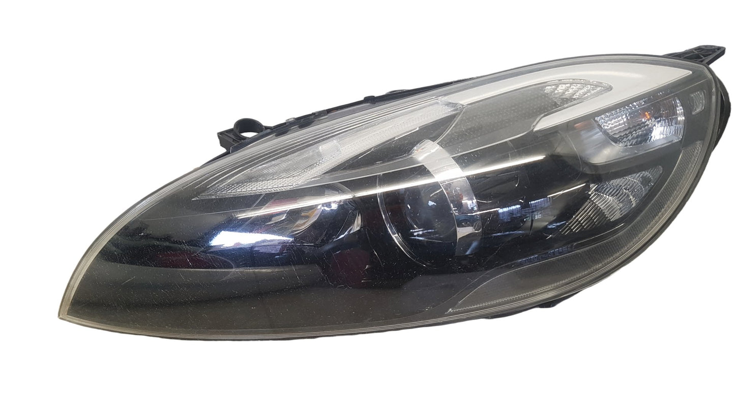 2015 Volvo V40  Hatchback Left Headlight 31420006