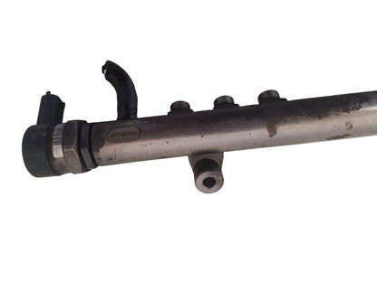 2009-2017 Volvo V60 2.4 D5 Common Fuel Rail & Sensor 0445215025