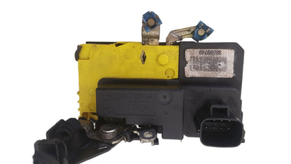2004 Volvo V70  Estate Right Front Door Lock Actuator 30699749