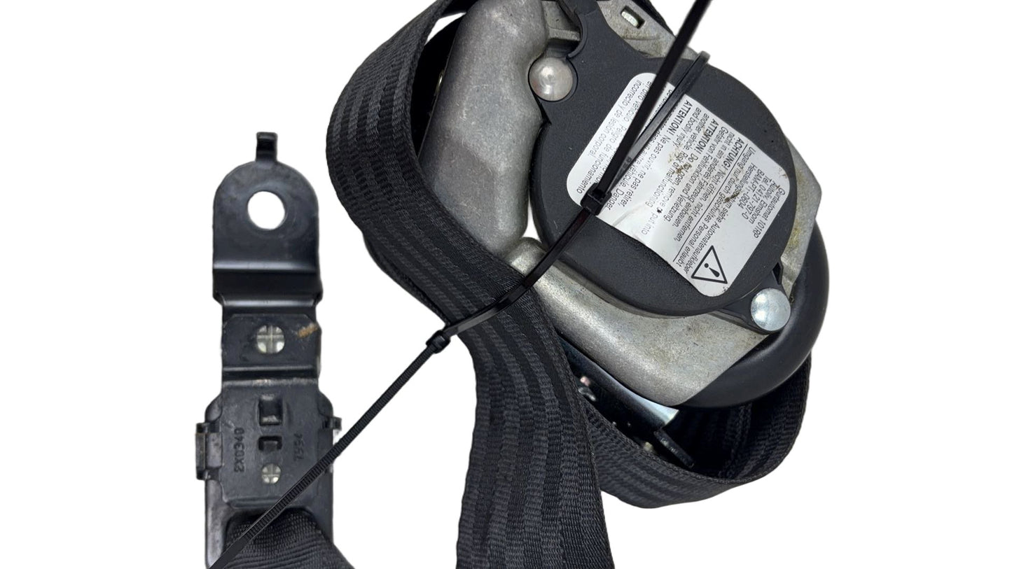 Volvo XC90 Xc90 D5 R-design Se Awd E5 5 Dohc 3RD ROW SEAT BELT - DRIVER 12M Wty
