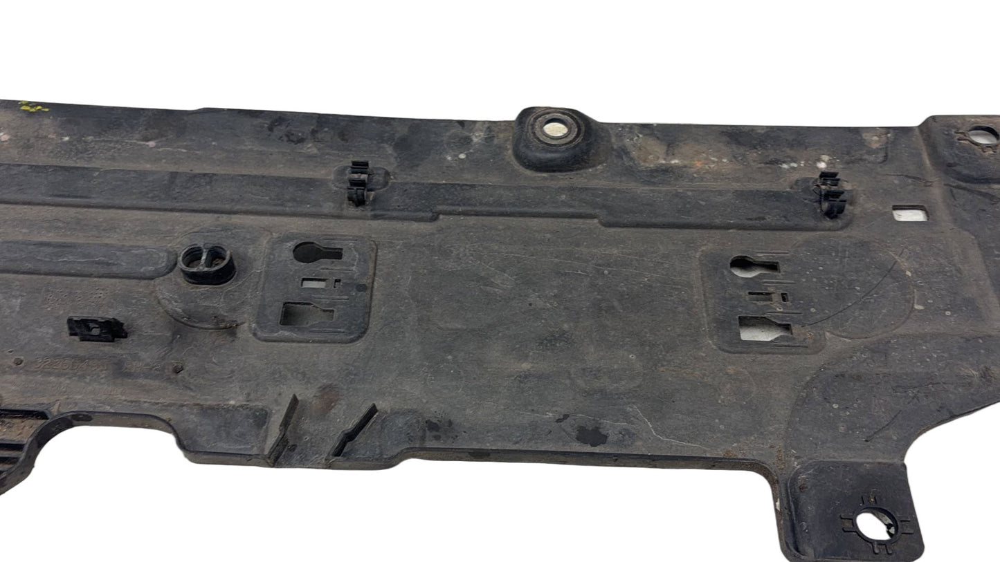 2017 - 2025 Volvo V90 235, 236 Estate UNDERTRAY 32260495