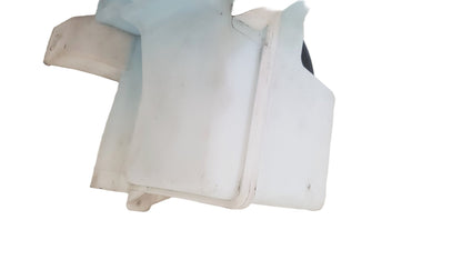 2015 Volvo V40 525, 526 249982- Washer Bottle and Motor PN: 31391616