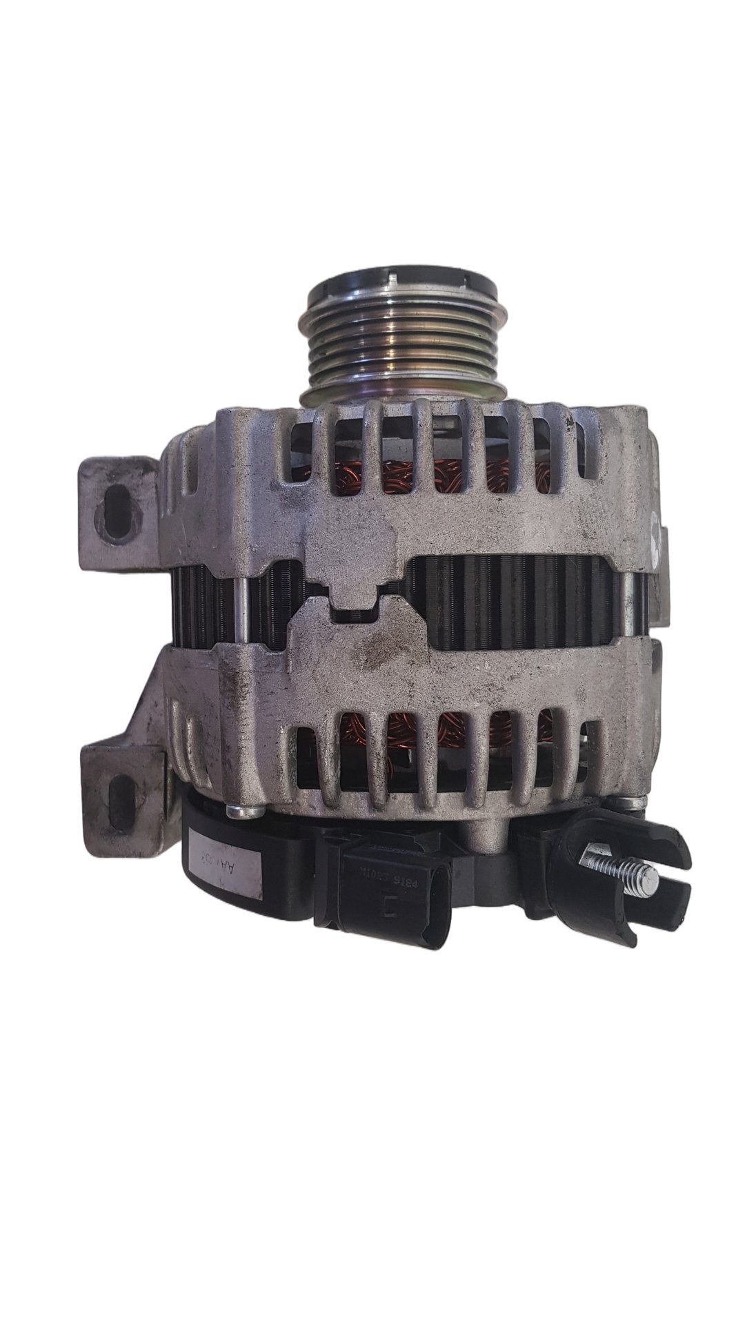 VOLVO V50  ALTERNATOR 30773111 2008