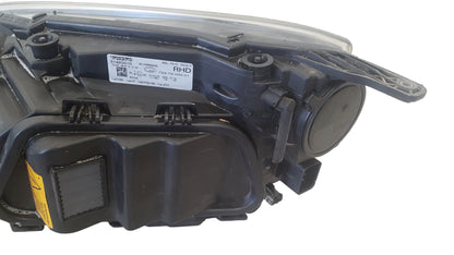 2015 Volvo V40  Hatchback Right Headlight 31420010