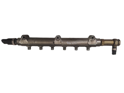 2002-2005 Volvo S60 V70 High Pressure Diesel Fuel Injection Rail 8658252