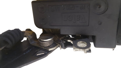 2004 Volvo V70  Estate Right Front Door Lock Actuator 30699749