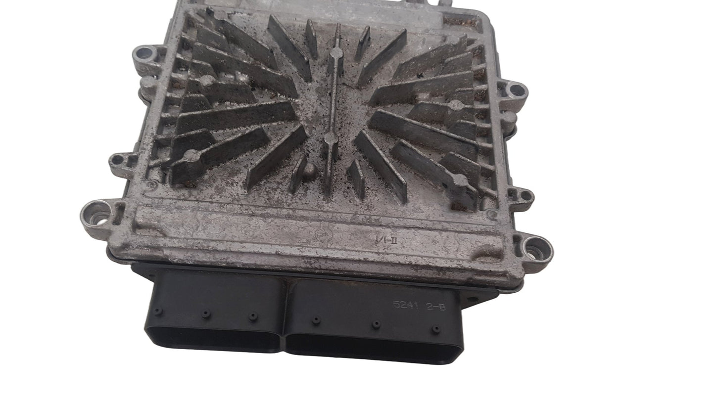 2010 - 2015 Volvo S80 II 124 Saloon Engine ECU 31336983