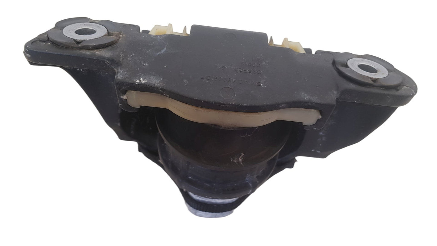 2016-2023 Volvo XC90 II 256 Estate Right Engine Mount 326F22