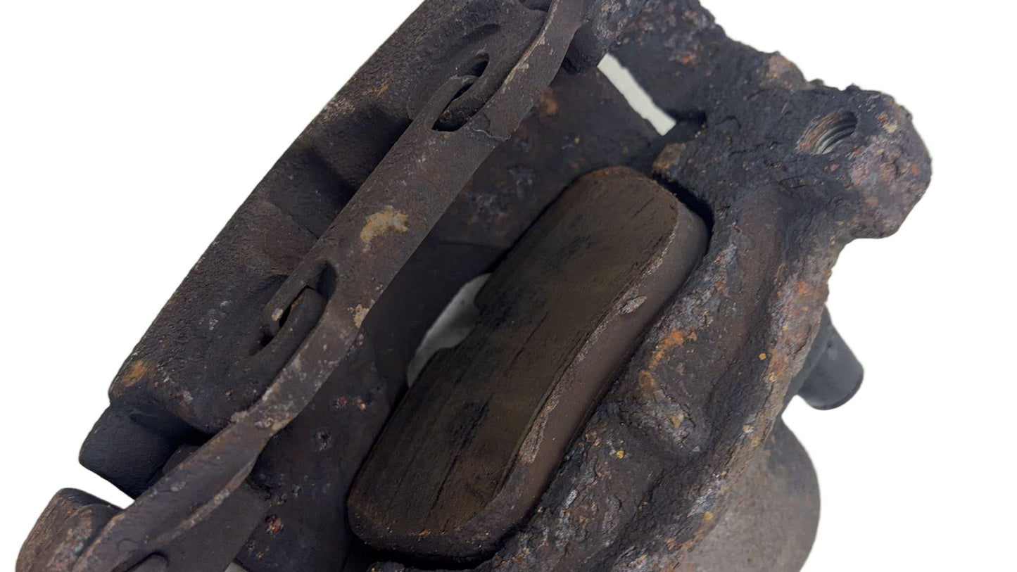 Volvo V70 Right Front Caliper Right Front 2009 8603754 12M Warranty