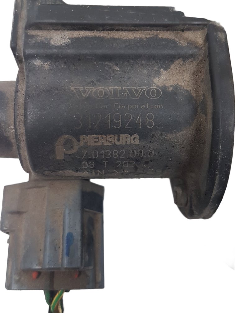 2008-2012 Volvo V50 C30 S40 EGR Valve and Cooler 31219249